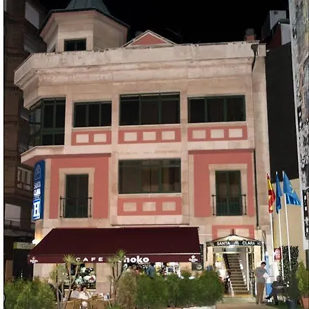 Santa Clara Szálloda Oviedo
