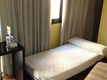 Szálloda Santa Clara *
