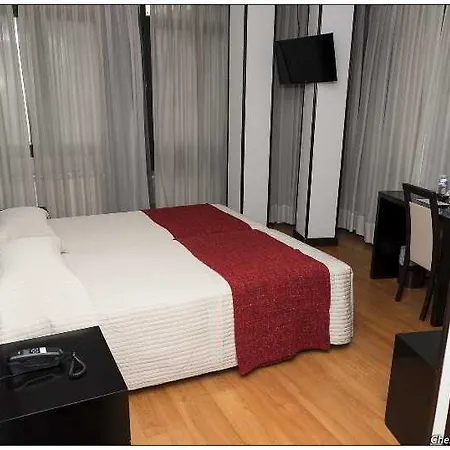 Santa Clara Hotell *